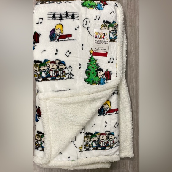 Peanuts Bedding Peanuts Gang Snoopy Christmas Caroling Sherpa